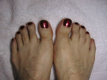 Bob's red toe nails